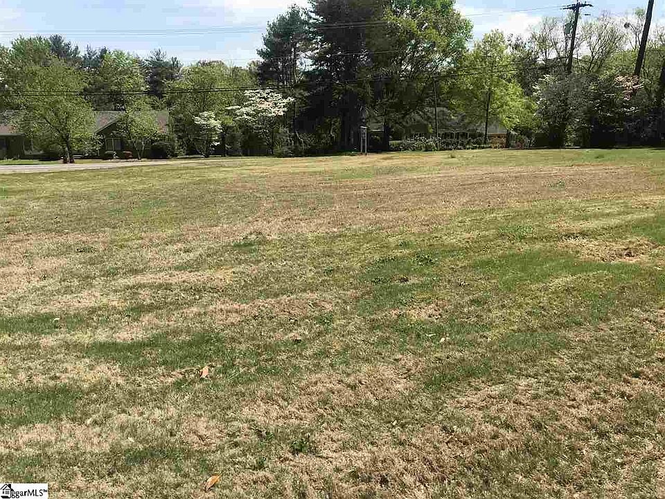 2nd image of 906 Parkins Mill Rd