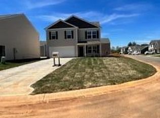 1252 Stamp Lodge Rd, Kingsport, TN 37660