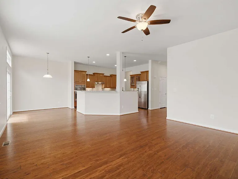 20920 Ashburn Heights Dr — Photo 17