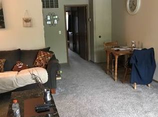 3044 W American Dr, Greenfield, WI 53221