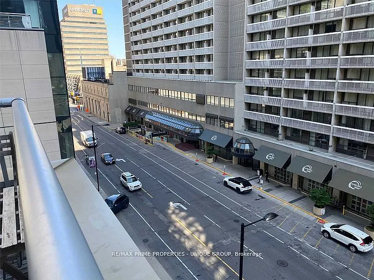 44 Gerrard St W #606 — Photo 15