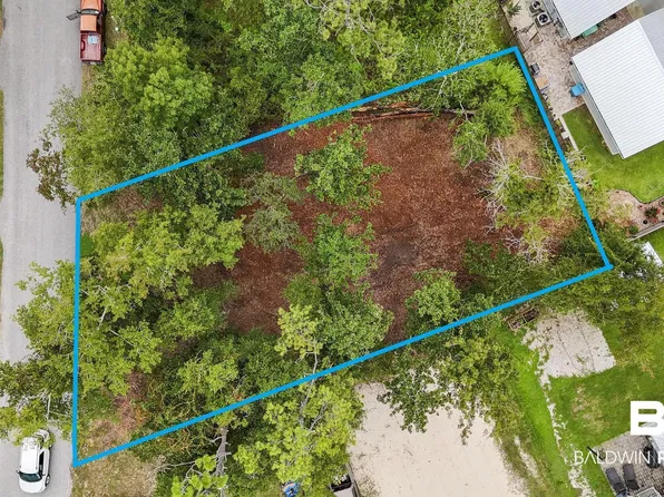 27030 Park Dr, Orange Beach, AL 36561