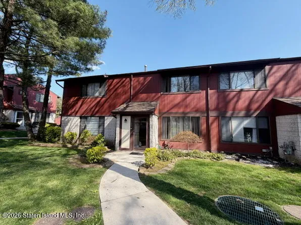 43 Pierpont Pl, Staten Island, NY 10314