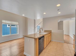 2035 Felspar St, San Diego, CA 92109