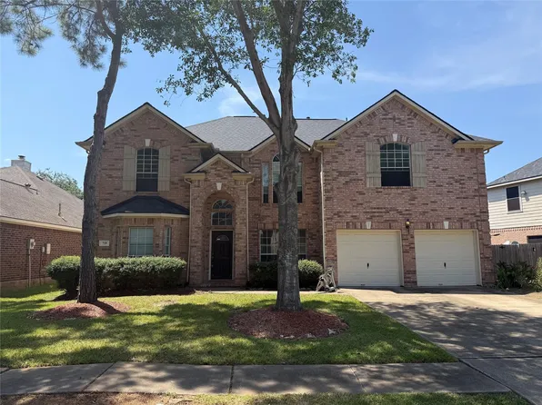 719 Rock Springs Dr, Richmond, TX 77469