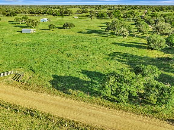 4th image of 1007 County Road 380