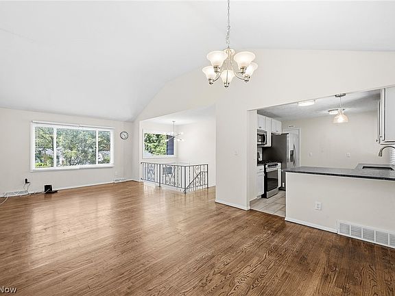 4th image of 4609 Telhurst Rd