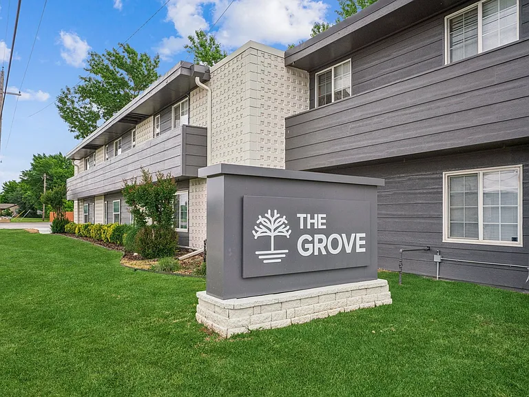 The Grove — Photo 2