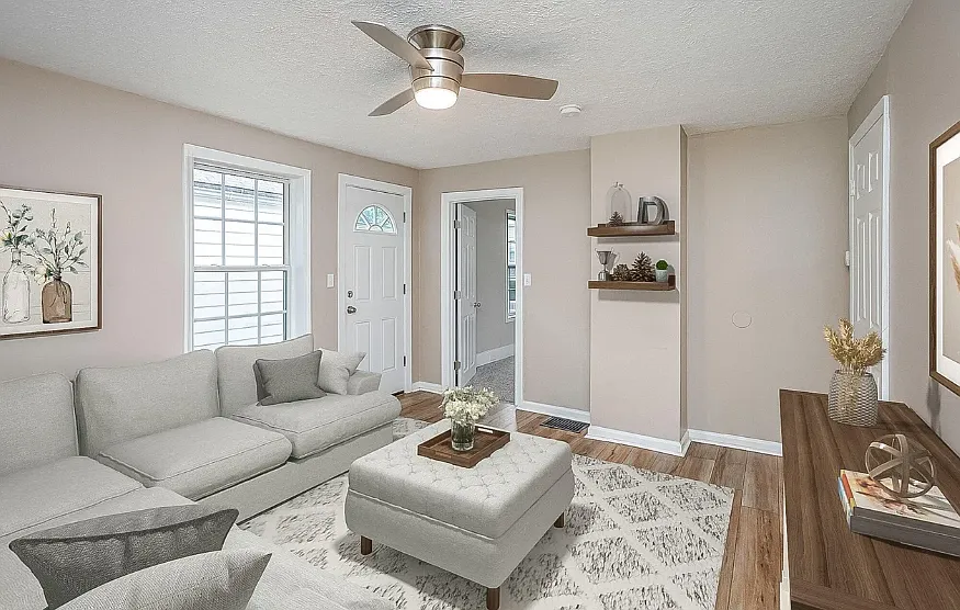 3 bed, 1000 sqft, $1,950 — Photo 2
