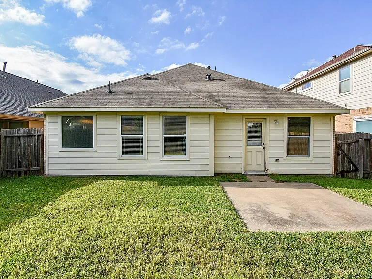 20615 Maple Rain Ct — Photo 20
