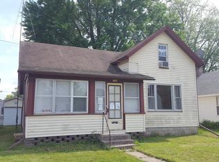 710 16th Ave, Fulton, IL 61252