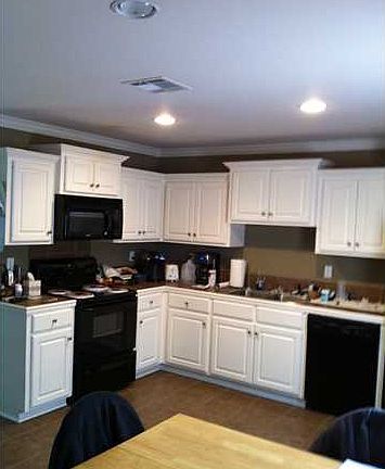 3rd image of 1053 Jordan Dr