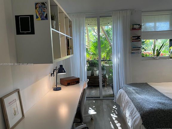 4th image of 170 Ocean Lane Dr APT 305