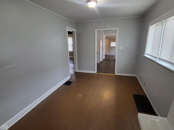 4th image of 1527 N Chester Ave