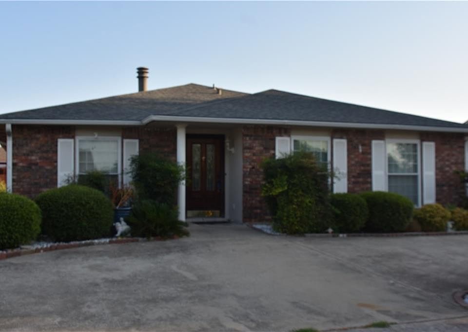 1st image of 2929 Flagstone Dr