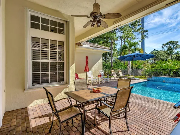 106 Via Castilla, Jupiter, FL 33458