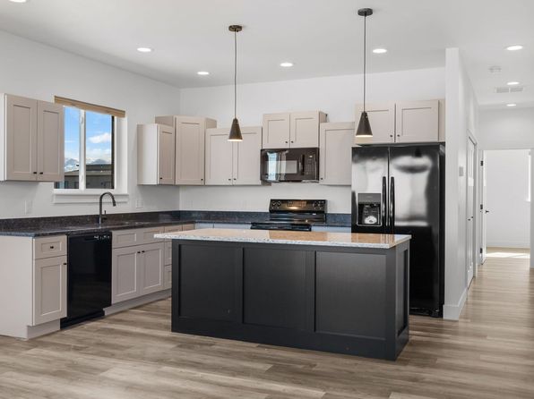 208 Fletching Way #B2