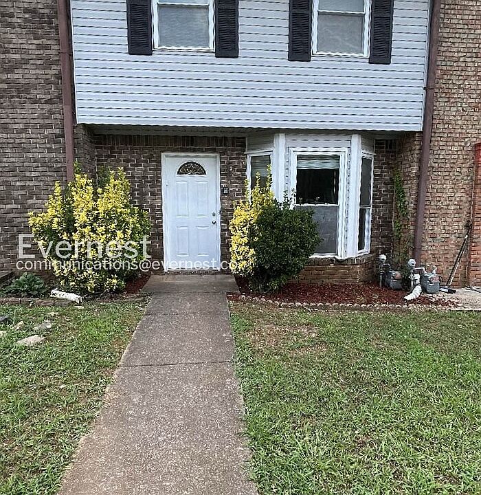 1st image of 2445 Hampstead Dr