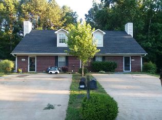 2401 Leeward Ct, Lithia Springs, GA 30122