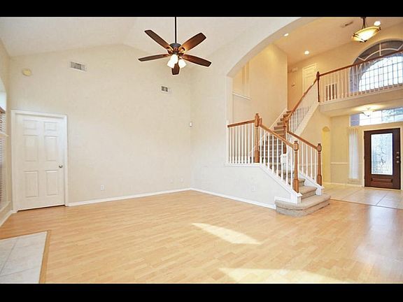 5th image of 1211 Ventura Canyon Dr