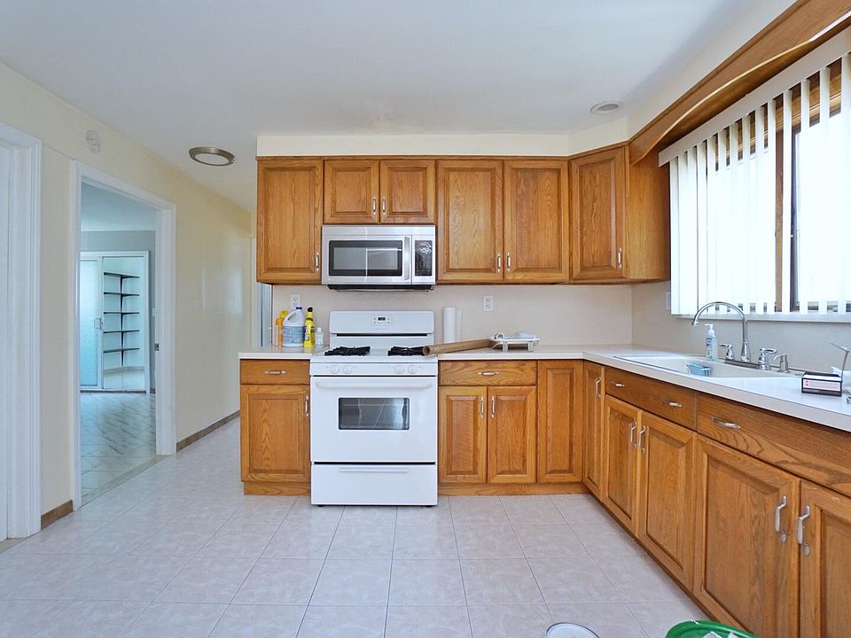 1st image of 103 Slater Blvd #1A