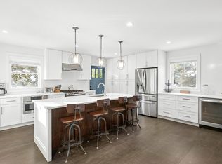 72 Tanners Neck Ln, Westhampton, NY 11977