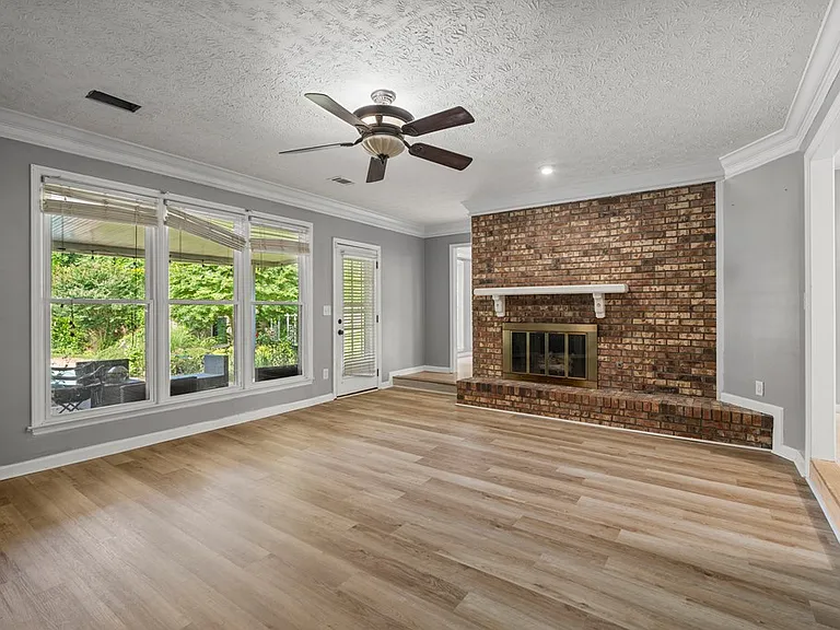 1414 Foxcroft Loop — Photo 4
