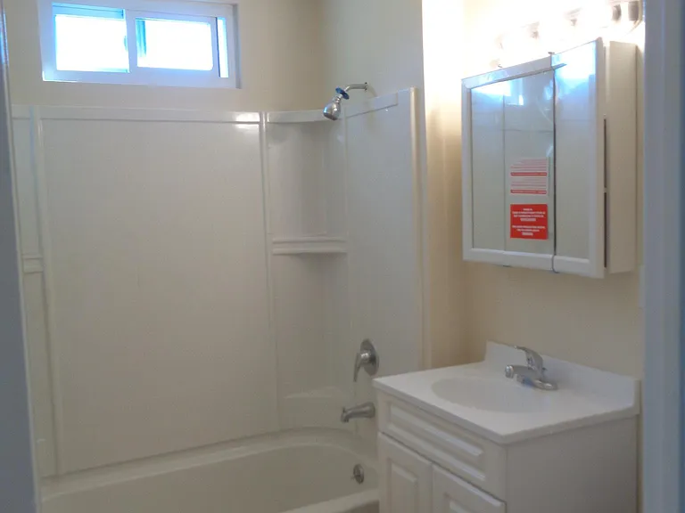 69 Brewster St #3 — Photo 6