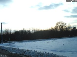 Shields Rd, Canfield, OH