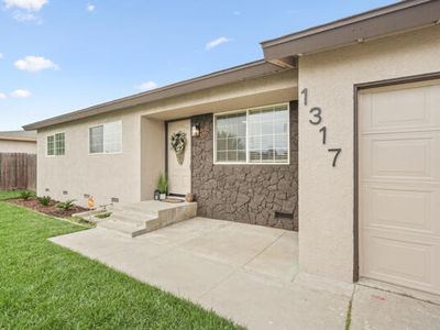 1317 S Spruce Street, Tulare, CA, 93274