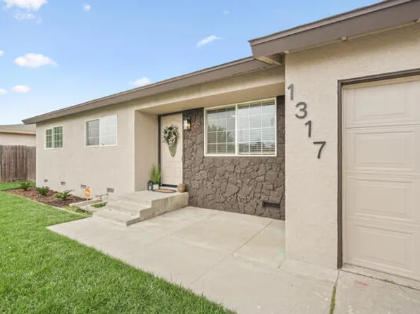 1317 S Spruce Street, Tulare, CA 93274