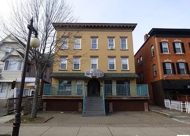 457 Franklin Ave #3N — Photo 1