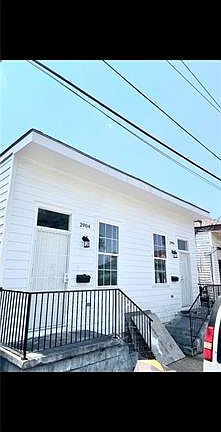 2nd image of 2904 Philip St