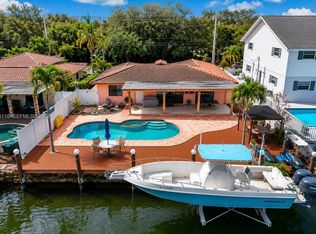 2447 SE 15th St, Pompano Beach, FL 33062