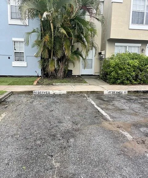 6600 121st Ave #6 — Photo 3