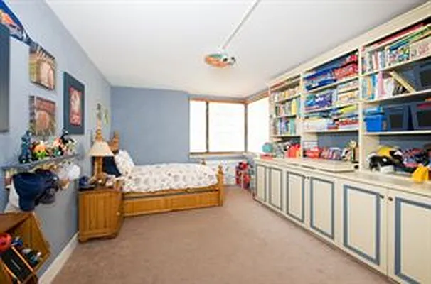 Sold by Douglas Elliman | media 7