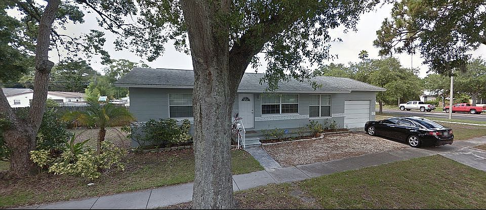 1st image of 894 50th Ave N