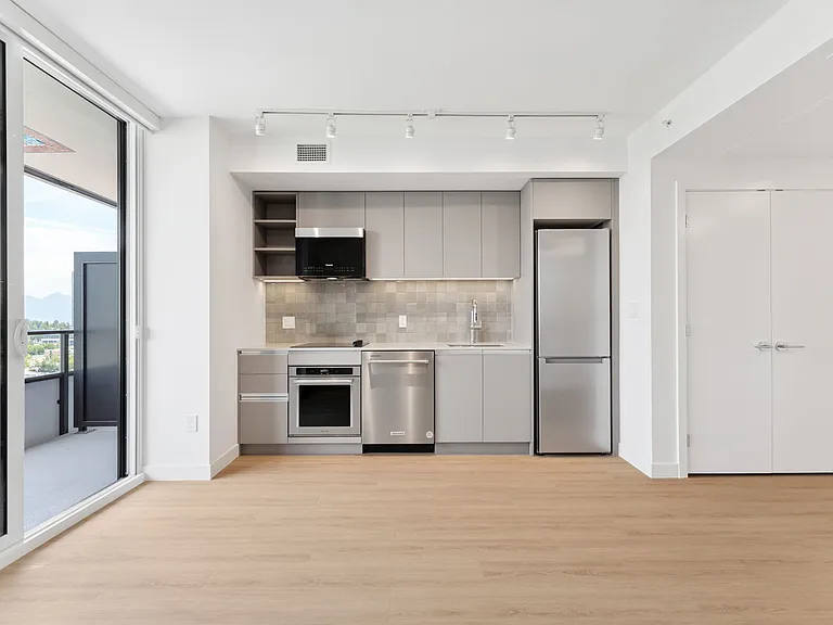 10420 City Pkwy — Photo 36