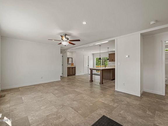 3rd image of 395 Cheshire Rd #112