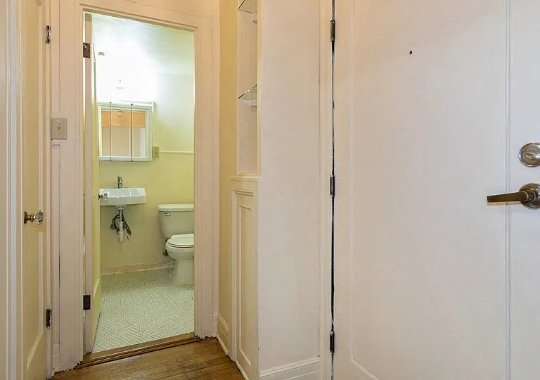 The Windham Apartments — Photo 8