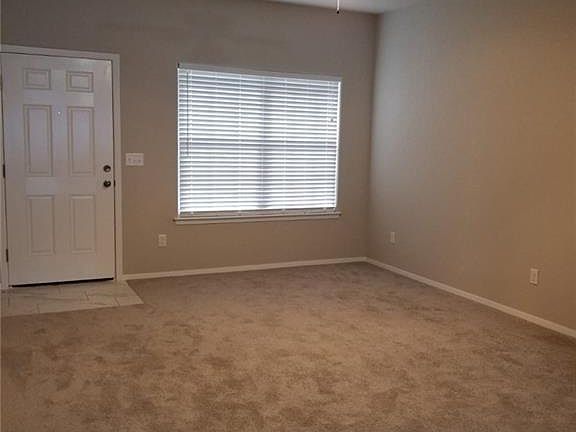 4th image of 903 SW Green World St