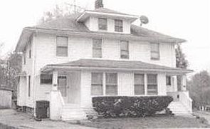 1st image of 979 Columbia Pl SE