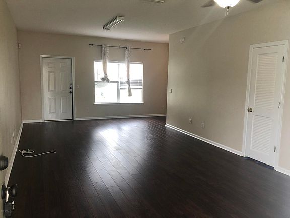 3rd image of 1111 Southern Mill Ct