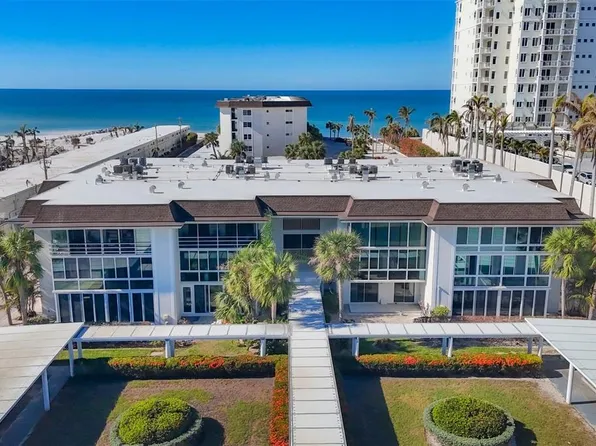 2100 Benjamin Franklin Dr #105, Sarasota, FL 34236