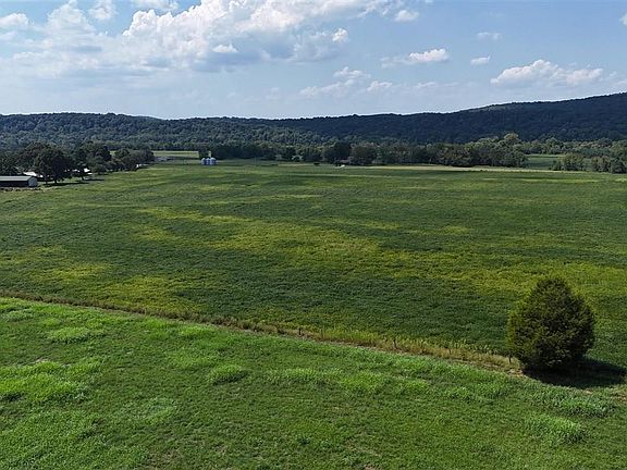 5th image of 1900 Willetts Bottom Rd