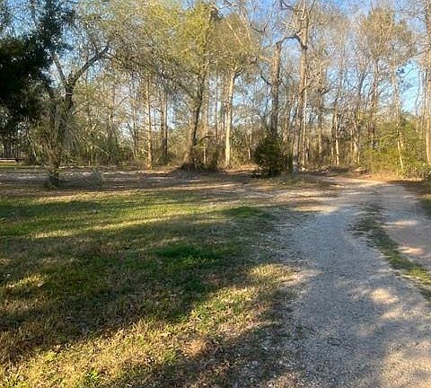 3rd image of 12125 Oak Leaf Rd