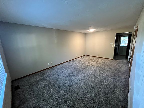 3rd image of 397 E 40th St #1