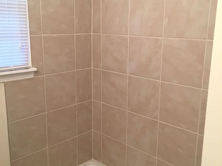 141 N Overhill Dr — Photo 9
