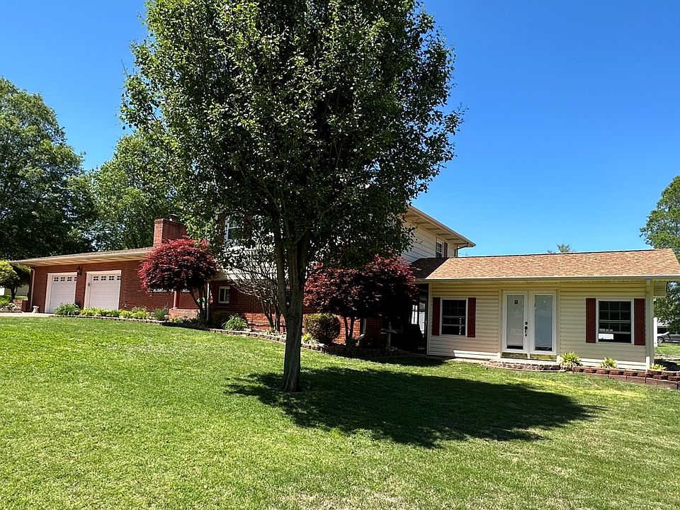 1st image of 1114 Meadow Ln