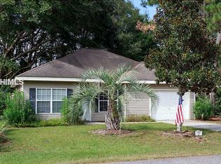 17 Chinaberry Cir, Hilton Head Island, SC 29926